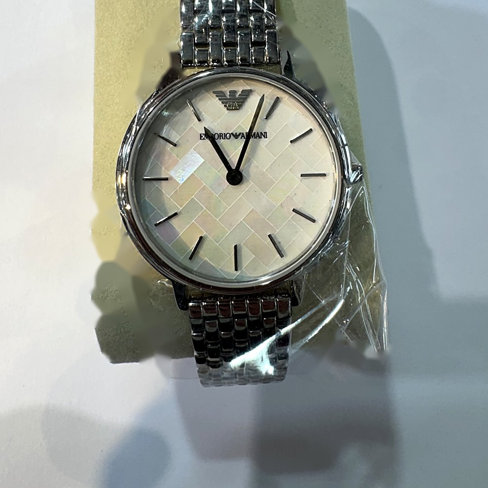 שעון Emporio Armani לאישה, לוח אם הפנינה בדוגמת הרינגבון