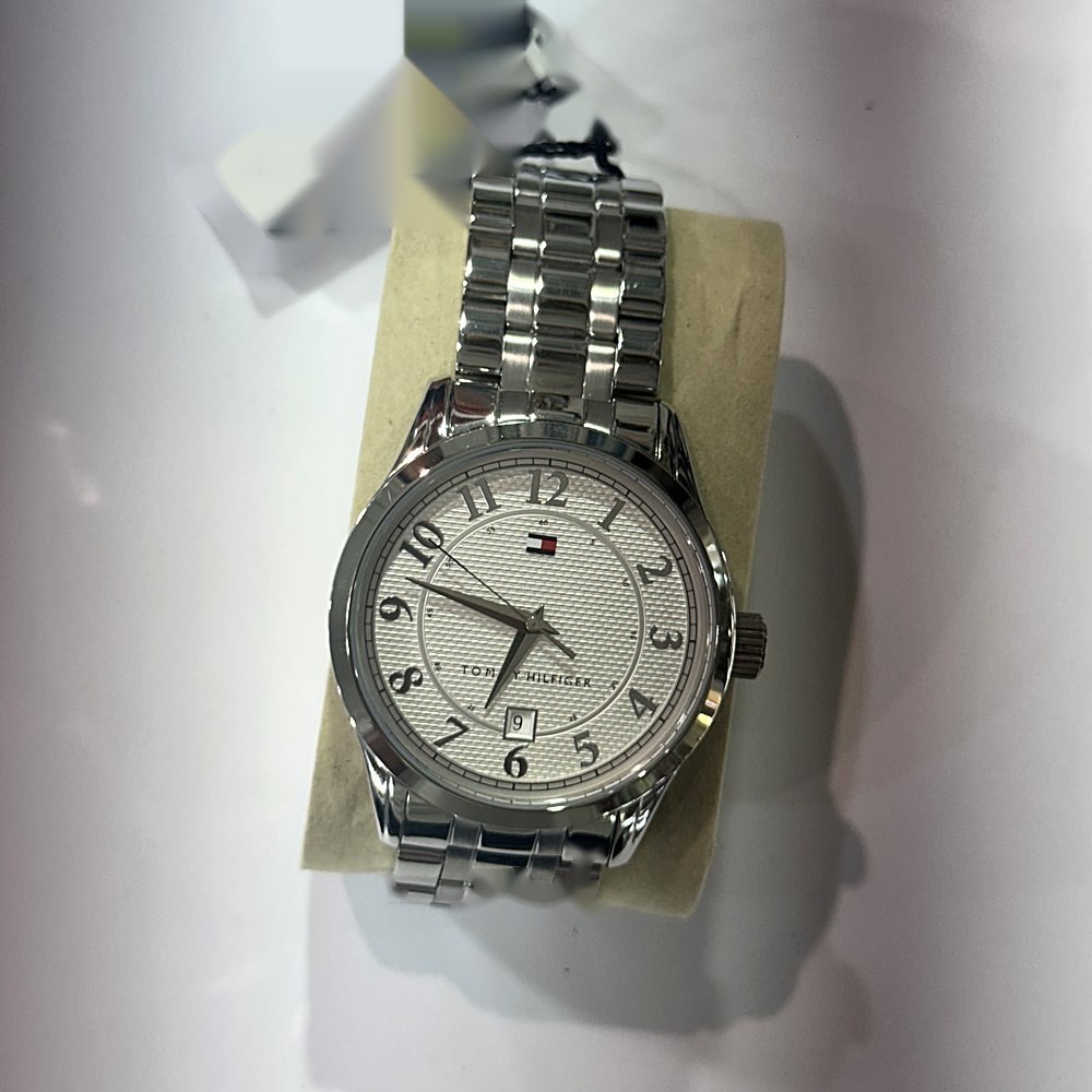 שעון Tommy Hilfiger לגבר, לוח לבן עם ספרות